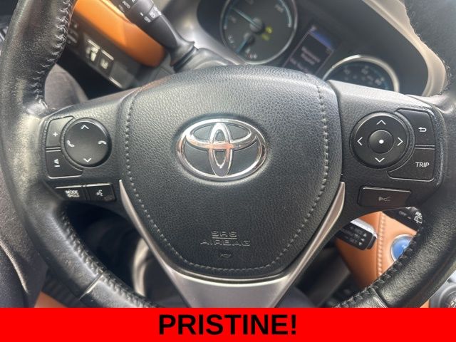 2018 Toyota RAV4 Hybrid Limited photo
