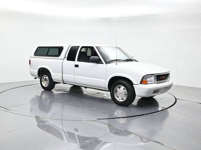 Summit White 2002 GMC Sonoma SLS Ext Cab 2WD Pickup Truck Rear-Wheel Drive 4-Speed Automatic Overdrive