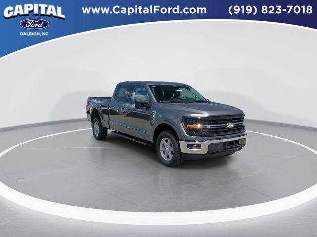 New 2026 Carbonized Gray Metallic Ford XLT image 2
