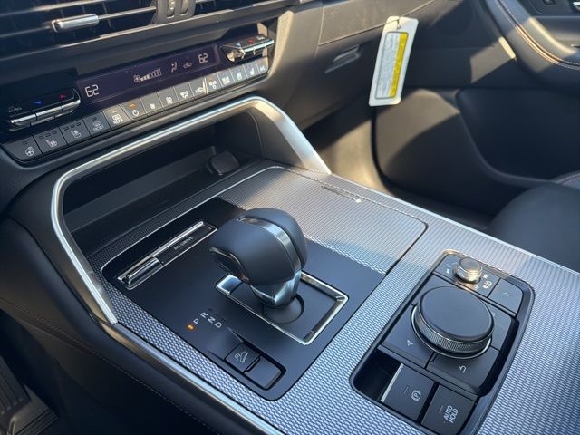 New 2026 White Mazda 3.3 Turbo Premium image 41