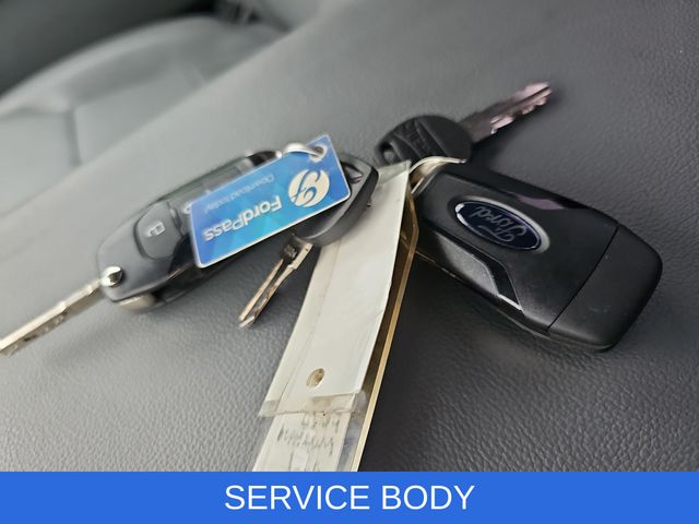 Used 2023 White Ford XL image 19