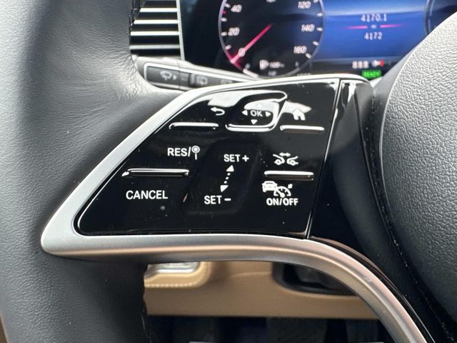 2025 Mercedes-Benz GLE - Image 14