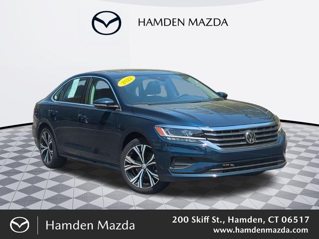 Blue Metallic 2022 Volkswagen Passat Sedan Front-Wheel Drive 6-Speed Automatic