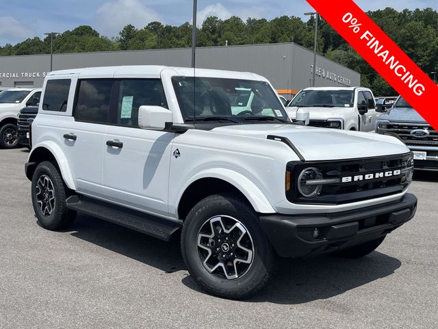 Oxford White 2026 Ford Bronco SUV / Crossover Four-Wheel Drive Automatic