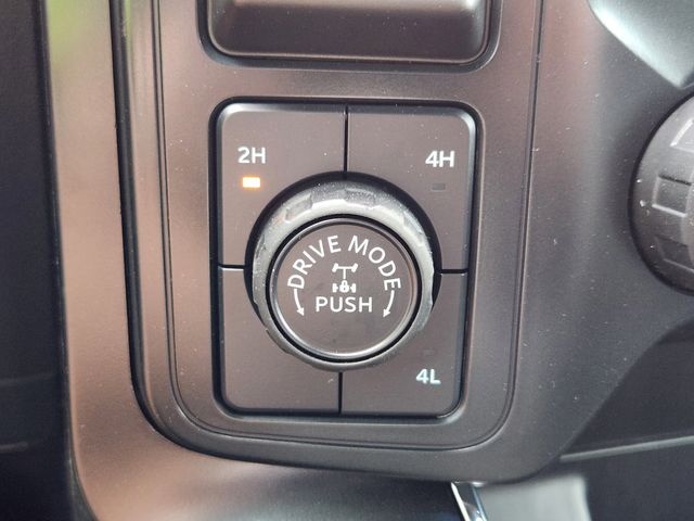 2025 Ford F-150 STX photo