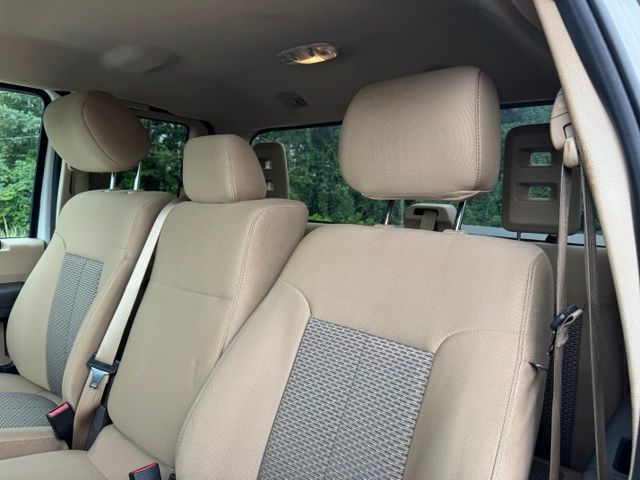 Used 2016 White Ford XLT image 22