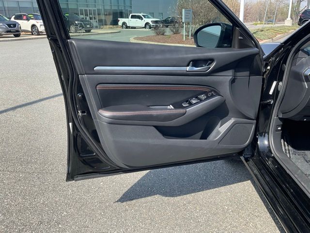 Used 2023 Nissan Altima Sedan