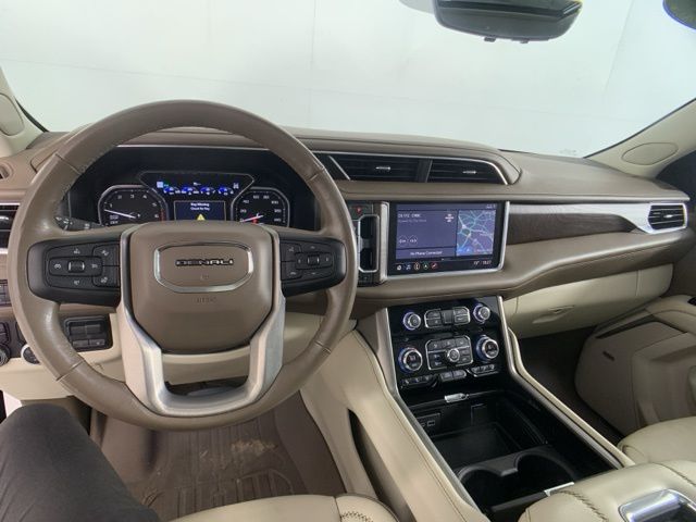 2021 GMC Yukon XL Denali 43