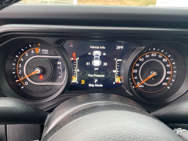 new 2026 Jeep Gladiator car, priced at $49,697