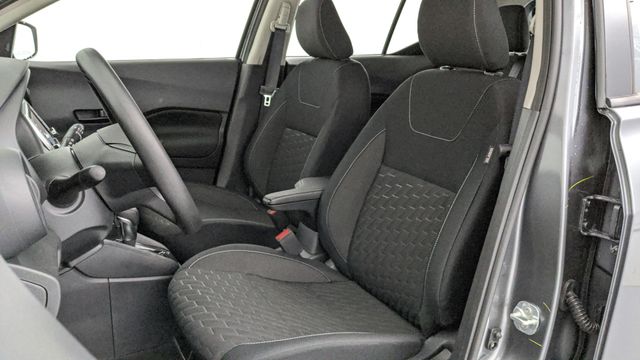 2025 Nissan Kicks Play