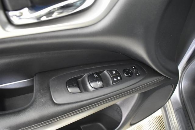 2020 Gun Metallic Nissan Pathfinder SV FWD SUV