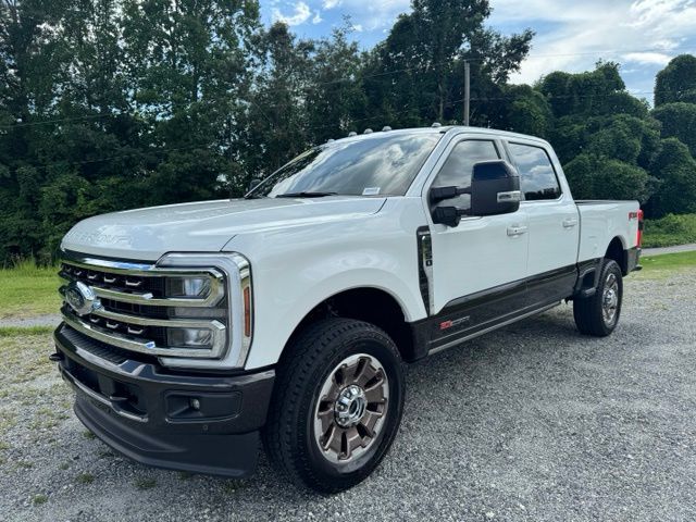 Used 2025 White Ford King Ranch image 3