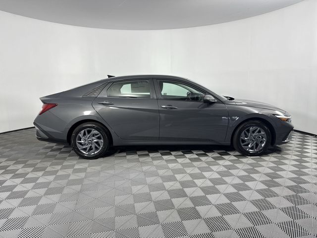 New 2025 Hyundai Elantra Hybrid For Sale in Indianapolis, IN