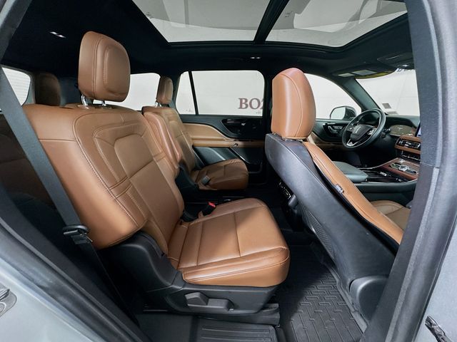 2023 Silver Radiance Metallic Clearcoat Lincoln Aviator Reserve AWD SUV