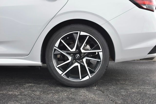 Used 2024 Nissan Sentra SR 4D Sedan