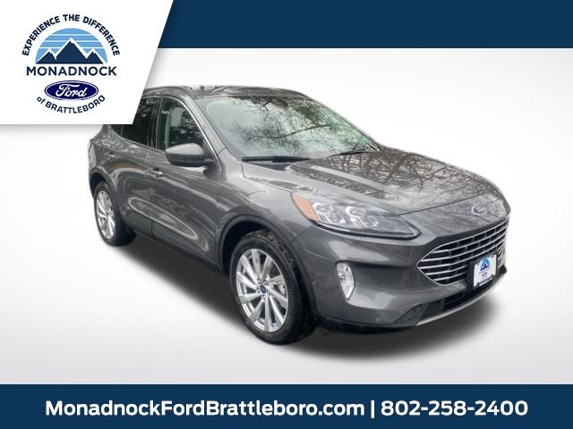 2022 Ford Escape Titanium AWD