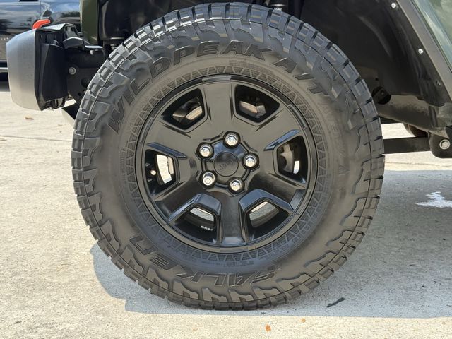 2023 Jeep Gladiator Mojave Green at Victoria Chrysler Dodge Jeep Ram