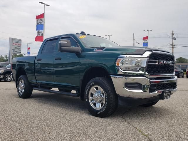 2024 RAM 2500 Tradesman Crew Cab 4WD
