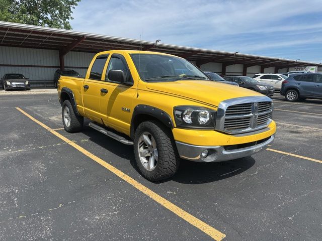 Detonator Yellow Clearcoat (Fleet) 2008 Dodge RAM 1500 SLT Quad Cab 4WD Pickup Truck Four-Wheel Drive 5-Speed Automatic