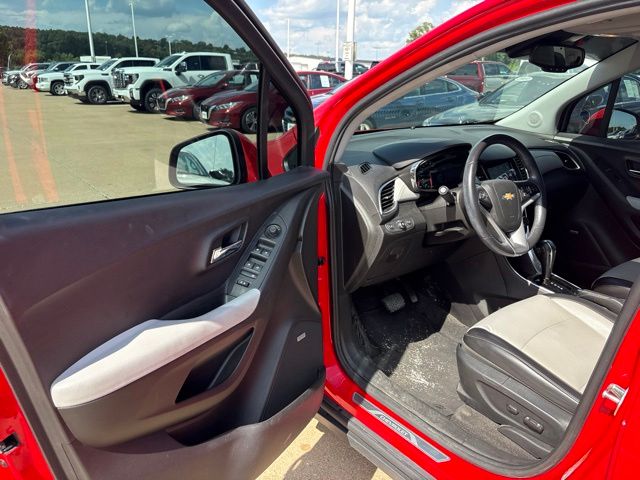 Used 2018 Chevrolet Trax SUV