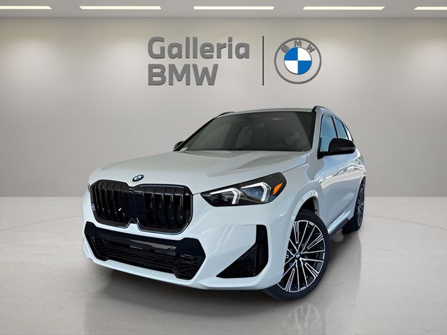 2026 BMW X1 28i's photo