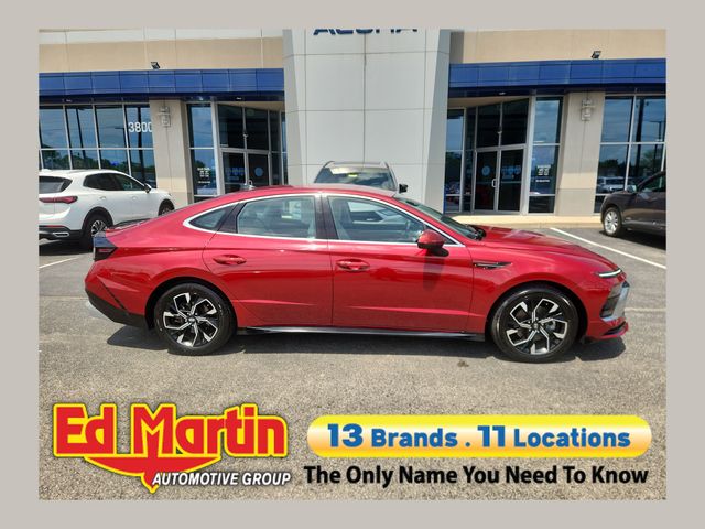 Red 2024 Hyundai Sonata Sedan Front-Wheel Drive 8-Speed Automatic