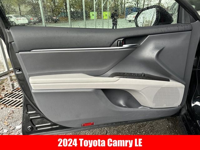 2024 Toyota Camry LE 4