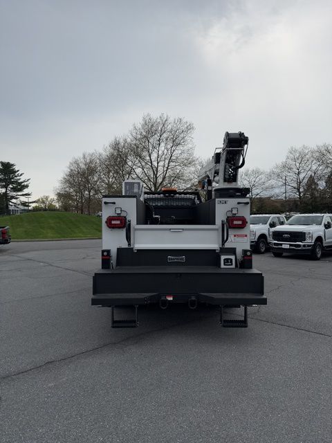 2025 Ford F-750 Super Duty 
