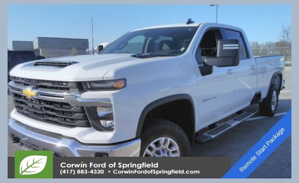 Summit White 2025 Chevrolet Silverado 2500HD LT Crew Cab 4WD Pickup Truck Four-Wheel Drive Automatic