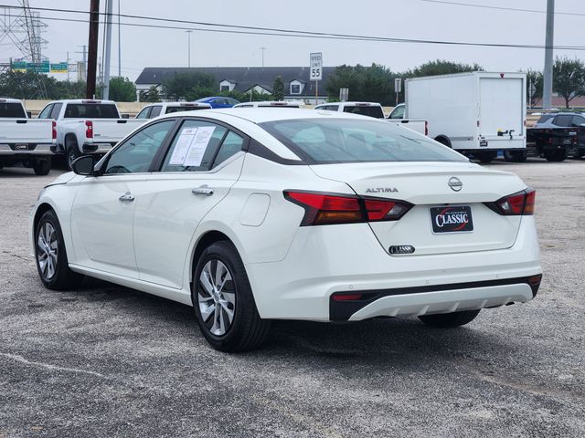 2025 Nissan Altima 2.5 S White at Durrett Motor Company