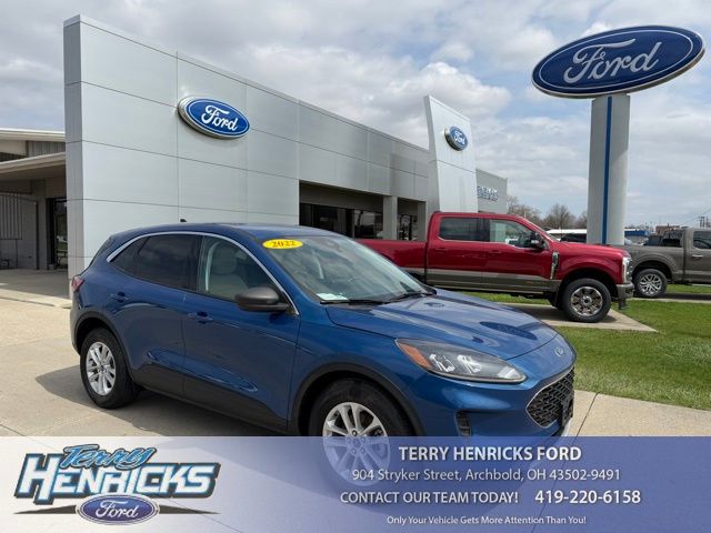 Atlas Blue Metallic 2022 Ford Escape Hybrid SE FWD SUV / Crossover Front-Wheel Drive Continuously Variable Transmission
