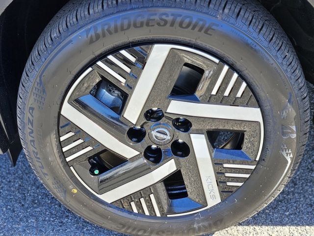 New 2026 Nissan Kicks SUV