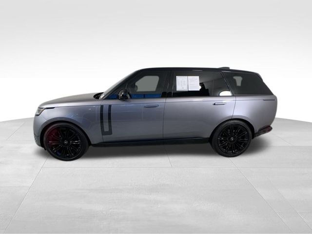 2023 Land Rover Range Rover SE 4