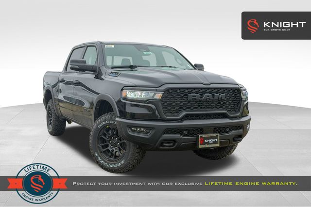 Diamond Black Crystal Pearlcoat 2026 RAM 1500 Pickup Truck Four-Wheel Drive 8-Speed Automatic