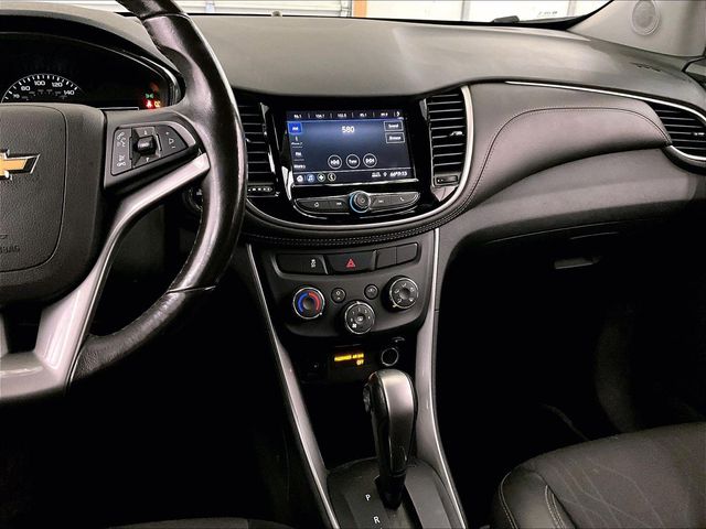 2022 Chevrolet Trax LT Black at South Hills Kia