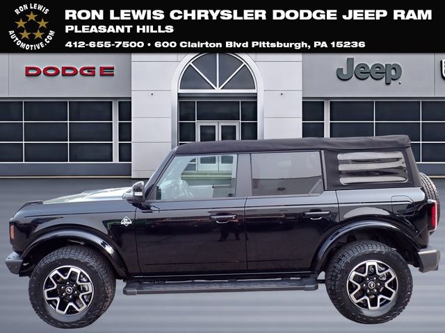 Shadow Black 2022 Ford Bronco SUV / Crossover Four-Wheel Drive Automatic