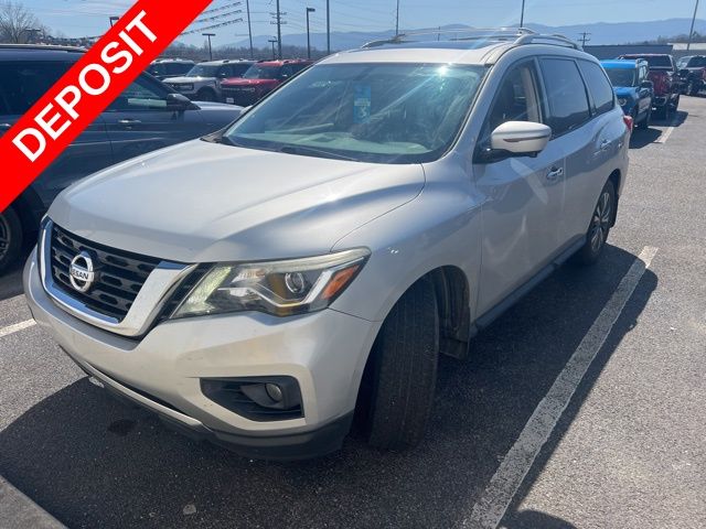 2017 Nissan Pathfinder SL 4WD