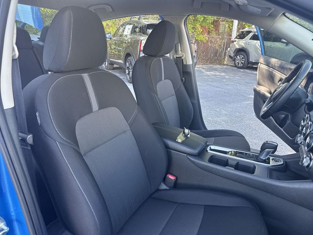 Used 2022 Blue Nissan SV image 10