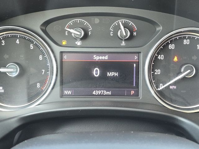 2022 Buick Enclave Essence:C02611