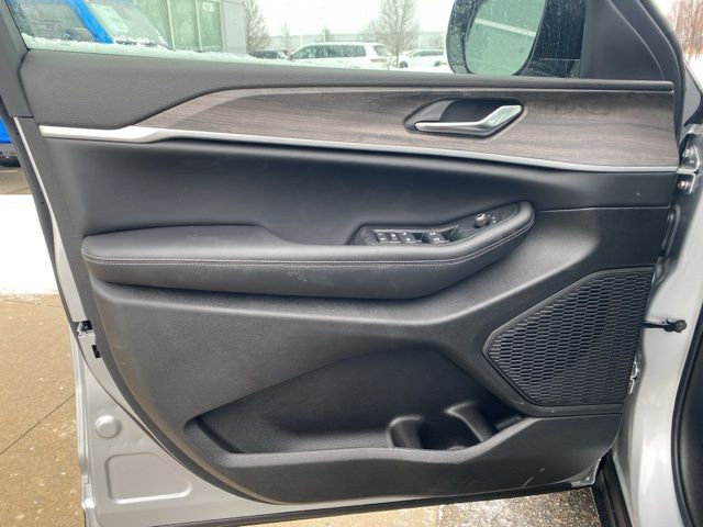 2026 Jeep Grand Cherokee Laredo - Pse exterior view 10