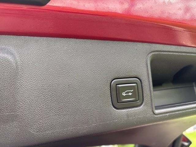 2020 GMC Terrain SLT photo