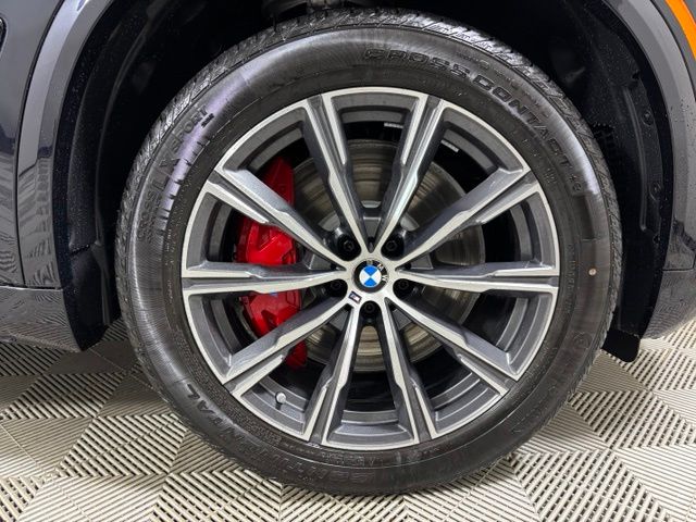 New 2026 Black BMW xDrive50e image 18