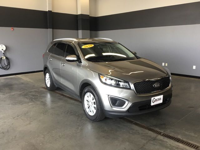 Titanium Silver 2018 Kia Sorento LX FWD SUV / Crossover Front-Wheel Drive 6-Speed Automatic