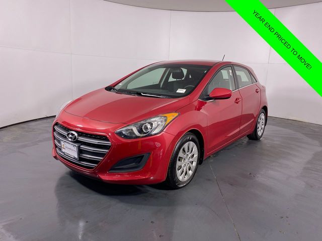 2016 Hyundai Elantra GT Base 23