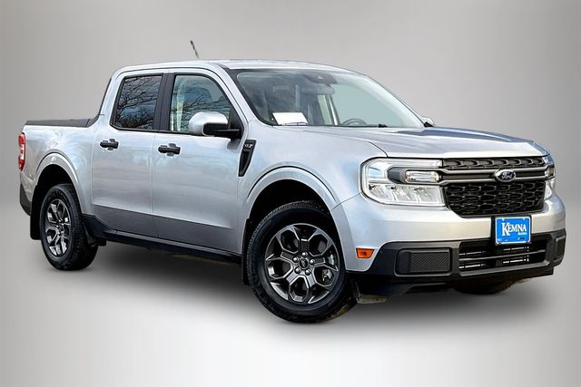 Silver Metallic 2022 Ford Maverick XLT SuperCrew AWD Pickup Truck All-Wheel Drive 8-Speed Automatic