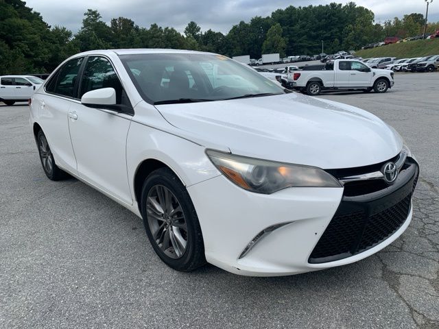 2016 Toyota Camry XLE 7