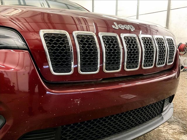 2020 Jeep Cherokee Latitude Plus Red at Carlisle Cadillac Buick GMC