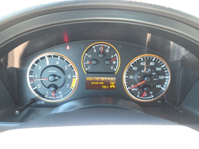 Used 2014 Pearl White Nissan Platinum image 8