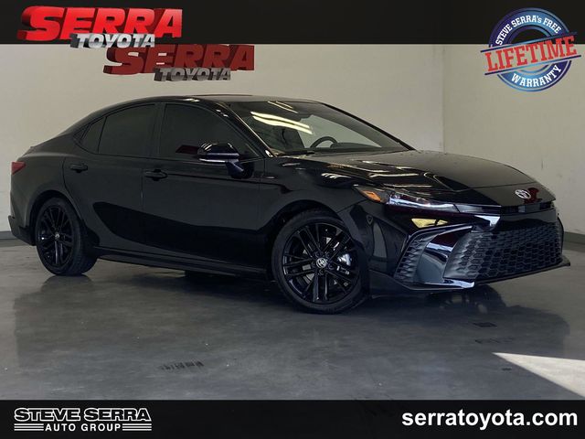 2025 Toyota Camry SE FWD