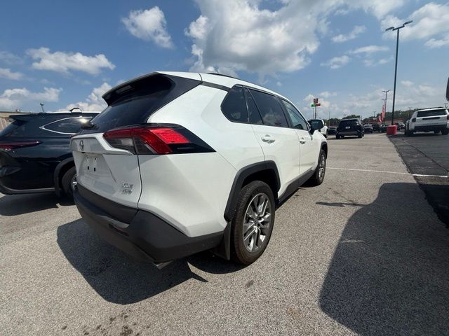 2023 Toyota RAV4 XLE Premium - Image 3